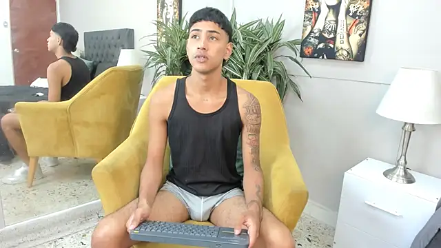 Snapshot of Denis_Carpenter chatting on 10/16/25, 07:48 Denis Carpenter online show from 10/16/25, 07:48