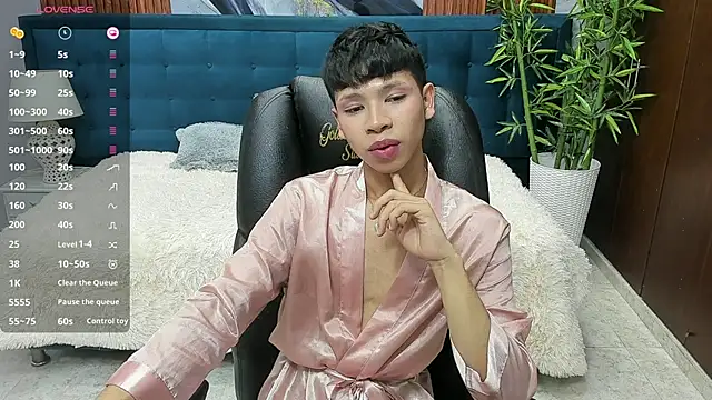 dilan 911 online show from 10/21/25, 06:19