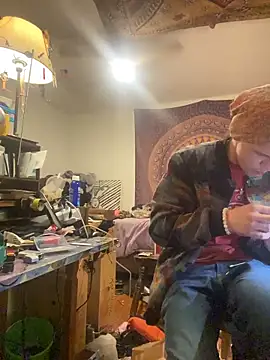 XanderOzzz online show from 11/26/25, 12:00