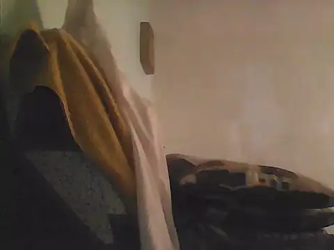 Snapshot of XaviGomez-87 chatting on 09/21/25, 10:22 XaviGomez-87 online show from 09/21/25, 10:22