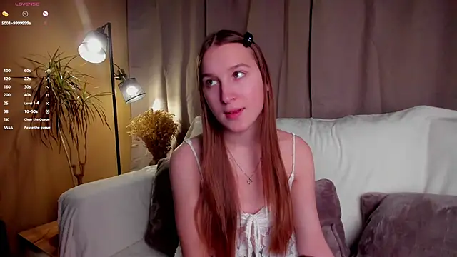 Snapshot of NanaMertins chatting on 11/09/25, 01:04 NanaMertins online show from 11/09/25, 01:04