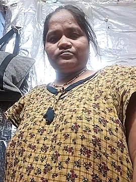 Snapshot of Sweetie_sangeeta chatting on 09/12/25, 05:40 Sweetie sangeeta online show from 09/12/25, 05:40