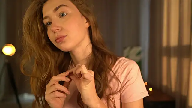 DeeannaBoera online show from 10/27/25, 04:16