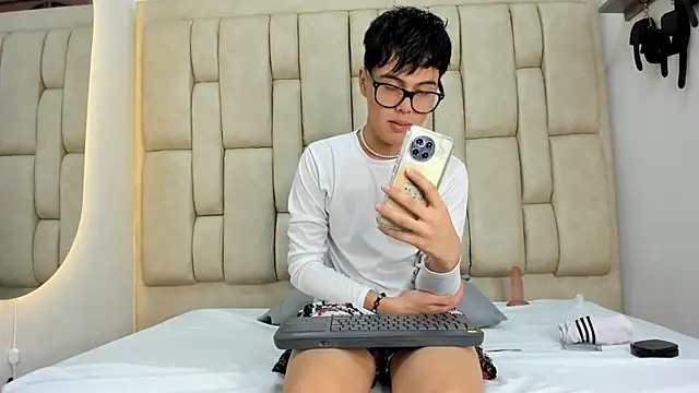 Felipe Cold online show from 10/14/25, 02:23