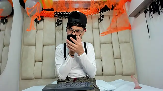 Felipe Cold online show from 10/25/25, 02:52