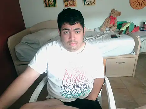 Snapshot of Martigato3 chatting on 09/21/25, 11:56 Martigato3 online show from 09/21/25, 11:56