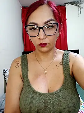 Snapshot of Vamanda05 chatting on 09/10/25, 05:40 Vamanda05 online show from 09/10/25, 05:40
