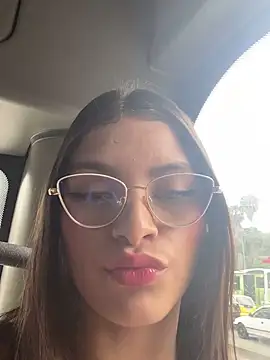 Hannacooper3 online show from 11/14/25, 06:17