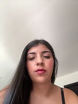 Snapshot of Isaa-Sweet chatting on 10/09/25, 02:04 Isaa-Sweet online show from 10/09/25, 02:04