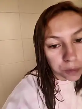 AlanaDesire online show from 11/04/25, 03:11