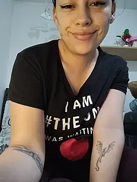 AlanaDesire online show from 11/21/25, 02:10