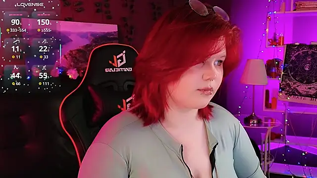 fillisfox  online show from 11/09/25, 10:57