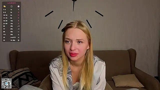 ArdathHalfhill online show from 09/26/25, 06:23