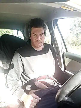 Snapshot of twitshe chatting on 10/06/25, 01:30 twitshe online show from 10/06/25, 01:30