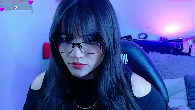 MiaVelvetDoll online show from 09/17/25, 02:19