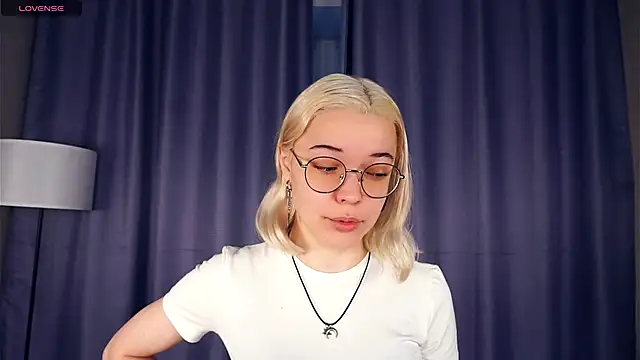 EdaKirkIin online show from 11/13/25, 05:06