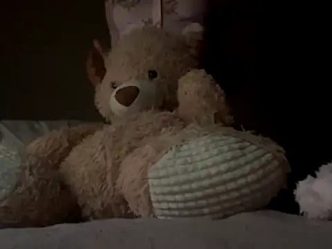 luvrgrllani online show from 11/15/25, 11:10