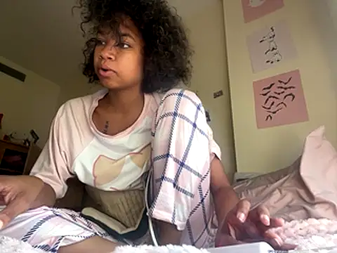 luvrgrllani online show from 11/16/25, 08:14