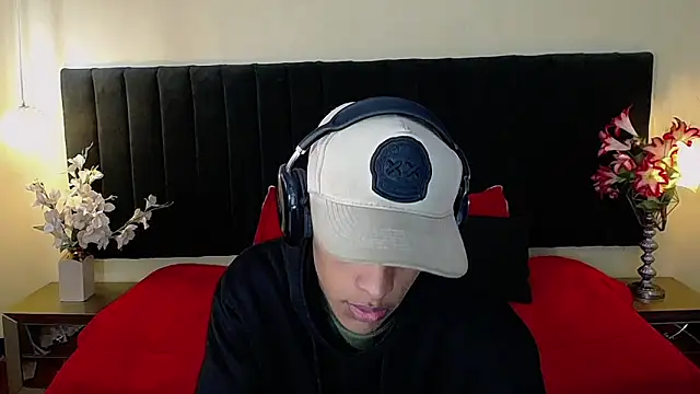 Snapshot of jhos_padill chatting on 09/12/25, 02:06 jhos padill online show from 09/12/25, 02:06