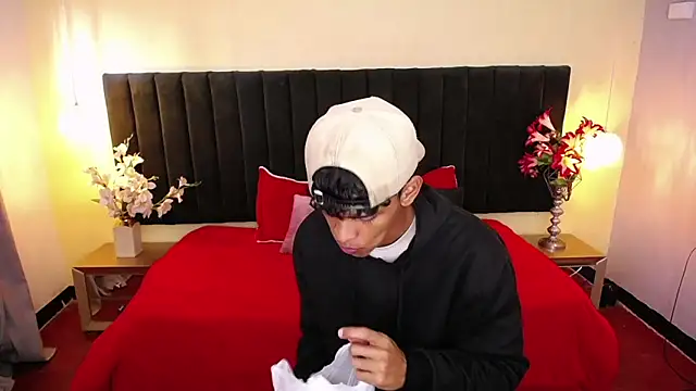 Snapshot of jhos_padill chatting on 09/15/25, 01:22 jhos padill online show from 09/15/25, 01:22