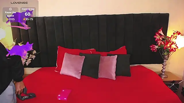 Snapshot of jhos_padill chatting on 10/13/25, 01:44 jhos padill online show from 10/13/25, 01:44