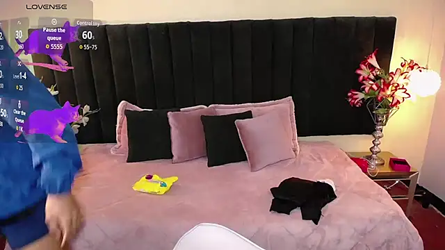 Snapshot of jhos_padill chatting on 10/17/25, 01:25 jhos padill online show from 10/17/25, 01:25