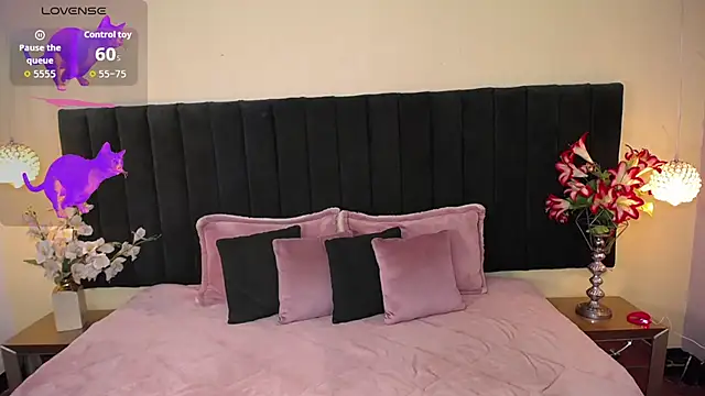 Snapshot of jhos_padill chatting on 10/20/25, 01:44 jhos padill online show from 10/20/25, 01:44