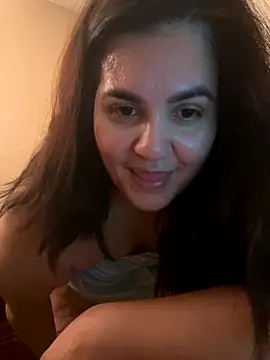 xstreyitaa online show from 11/04/25, 05:28