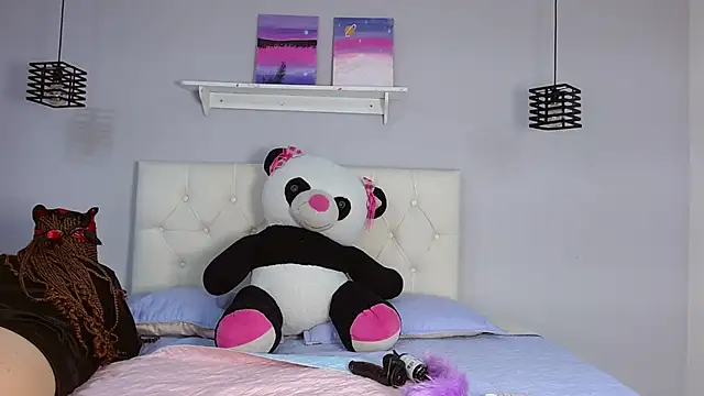  Aiitanaa  online show from 11/05/25, 05:18