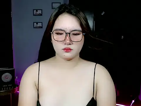 donna leighTs online show from 11/23/25, 06:35