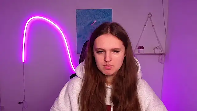 Aurora White online show from 10/21/25, 11:22