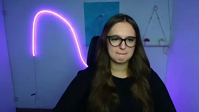 Aurora White online show from 10/24/25, 11:17