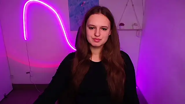 Aurora White online show from 11/03/25, 12:17