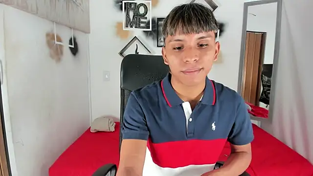 tyler twink boy online show from 10/12/25, 12:48