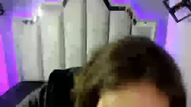  Emily rosee  online show from 10/17/25, 11:24