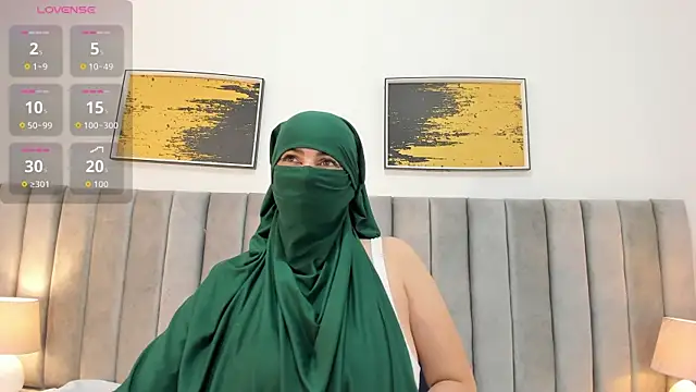 najwa   online show from 10/21/25, 03:51