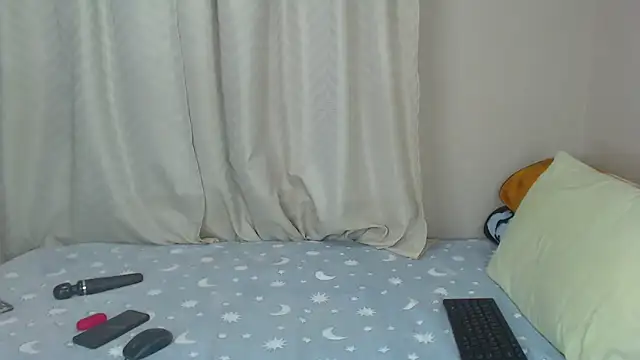 Sexychrista online show from 09/17/25, 04:19