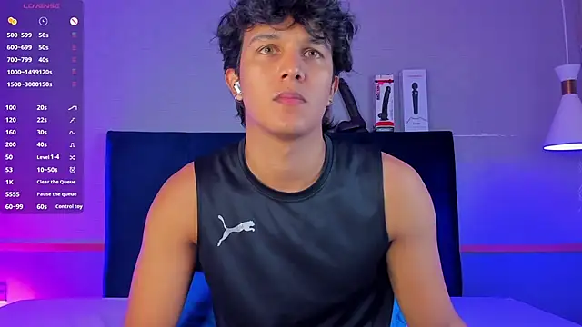 Leo Savage  online show from 11/21/25, 03:27