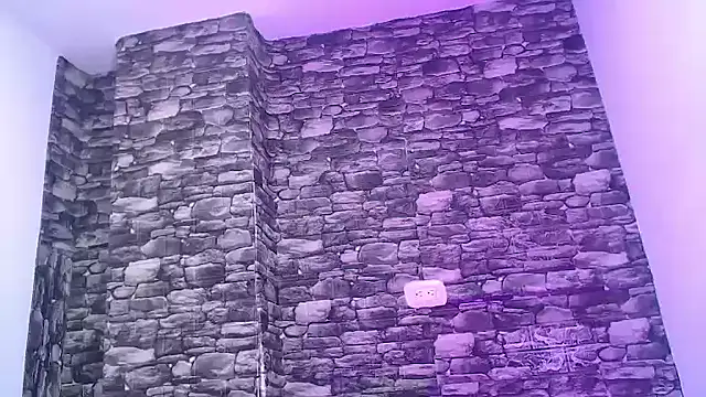 Snapshot of gustavo_saaled19_ chatting on 10/15/25, 08:53 gustavo saaled19 online show from 10/15/25, 08:53