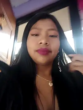 ValeriaJacobs online show from 10/31/25, 12:17