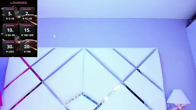 ValeriaJacobs online show from 11/04/25, 12:26