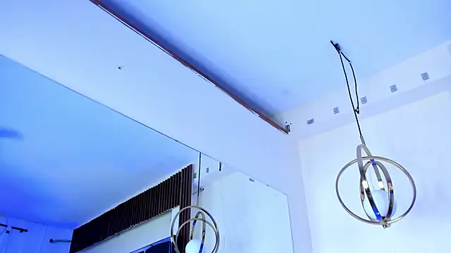 ValeriaJacobs online show from 11/18/25, 12:53