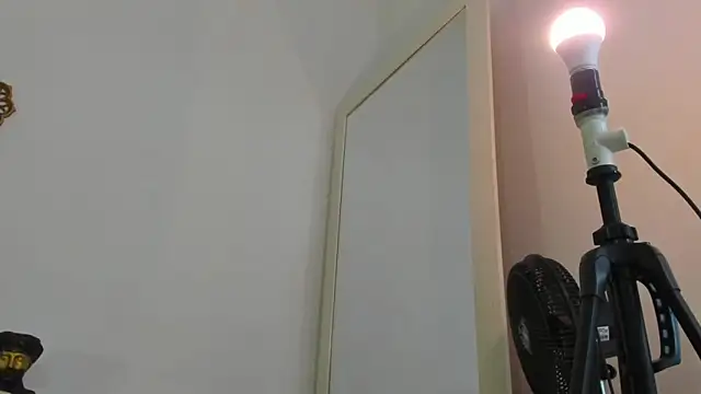  Tarekk  online show from 10/15/25, 05:35