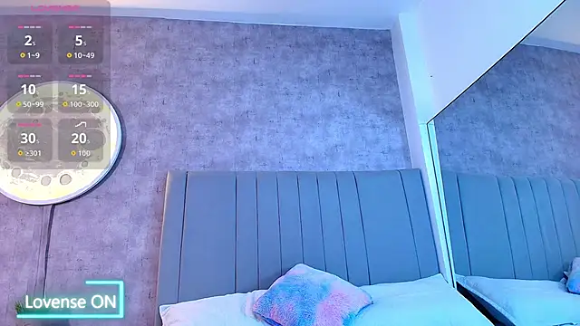 karla-ruiz online show from 11/21/25, 07:34