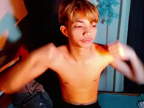 addicted to alex online show from 11/10/25, 04:39