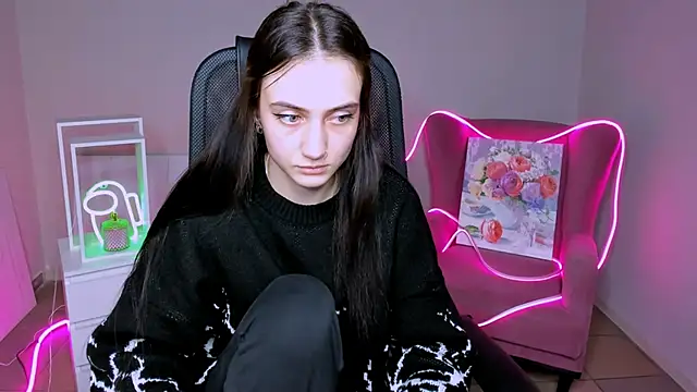 olivianorton online show from 11/16/25, 05:51