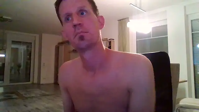 Snapshot of Trockenbau chatting on 09/27/25, 03:06 Trockenbau online show from 09/27/25, 03:06