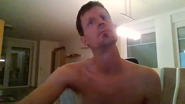 Snapshot of Trockenbau chatting on 10/17/25, 08:28 Trockenbau online show from 10/17/25, 08:28