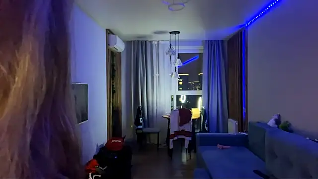 Snapshot of PandaFluff chatting on 11/14/25, 04:28 PandaFluff online show from 11/14/25, 04:28