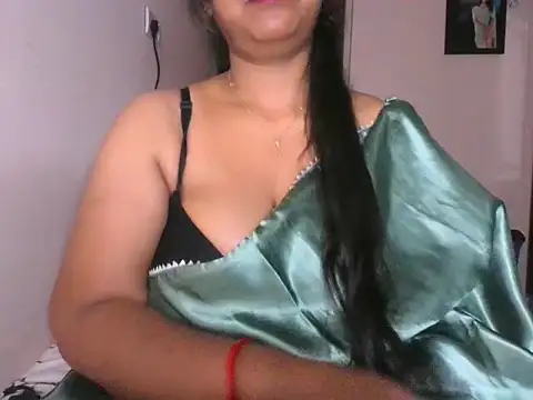 Snapshot of its_me_Rashmi chatting on 09/09/25, 05:12 its me Rashmi online show from 09/09/25, 05:12